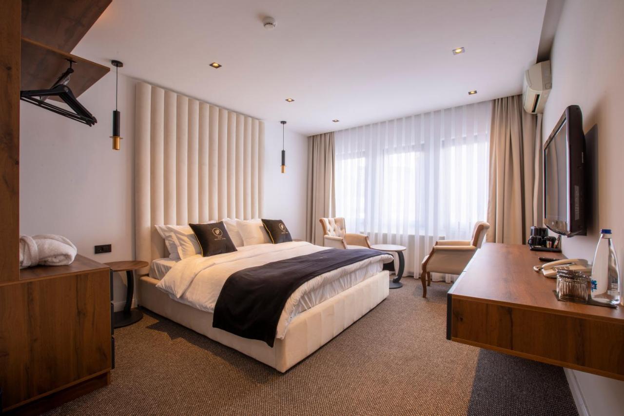 Plaza Boutique Hotel Pristina Extérieur photo